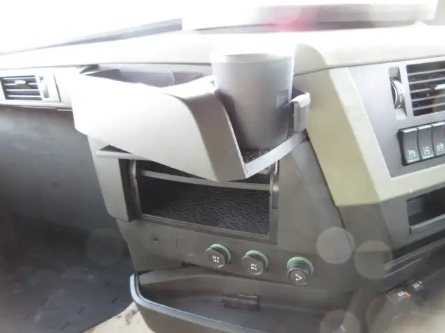 令和02年11月中古大型トラクタヘッド輸入車・その他ボルボの画像28