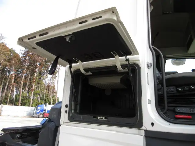 令和02年11月中古大型トラクタヘッド輸入車・その他ボルボの画像58