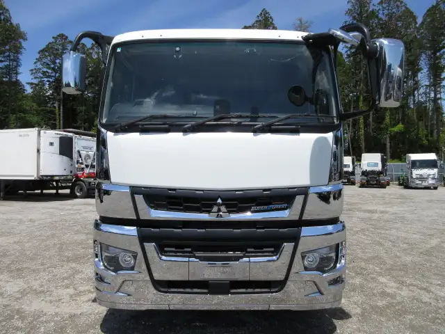 令和04年09月中古大型トラクタヘッド三菱ふそうスーパーグレートの画像2