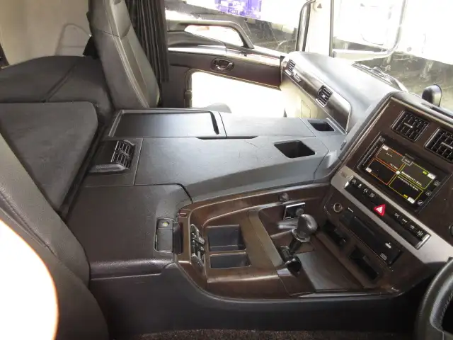 令和04年09月中古大型トラクタヘッド三菱ふそうスーパーグレートの画像29