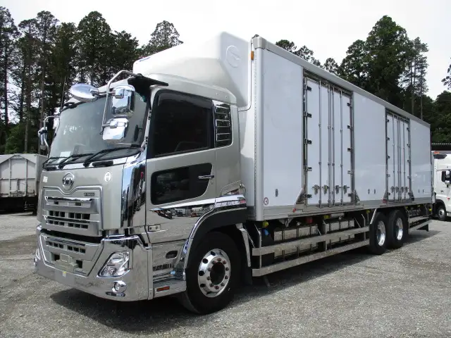 令和02年12月中古大型冷凍バン・ウィング日産UDクオンの画像1