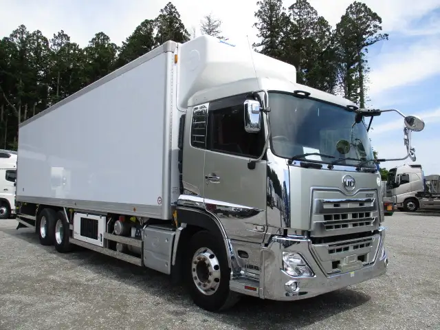 令和02年12月中古大型冷凍バン・ウィング日産UDクオンの画像3