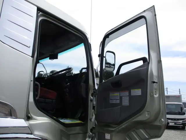 令和02年12月中古大型冷凍バン・ウィング日産UDクオンの画像29