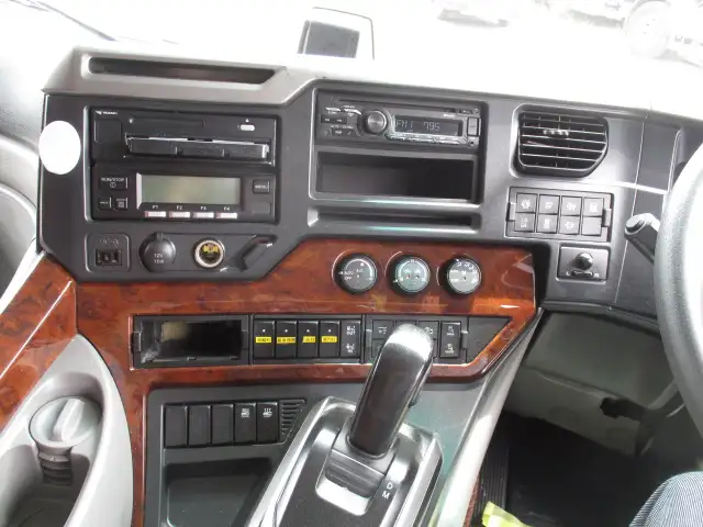 令和02年12月中古大型冷凍バン・ウィング日産UDクオンの画像35