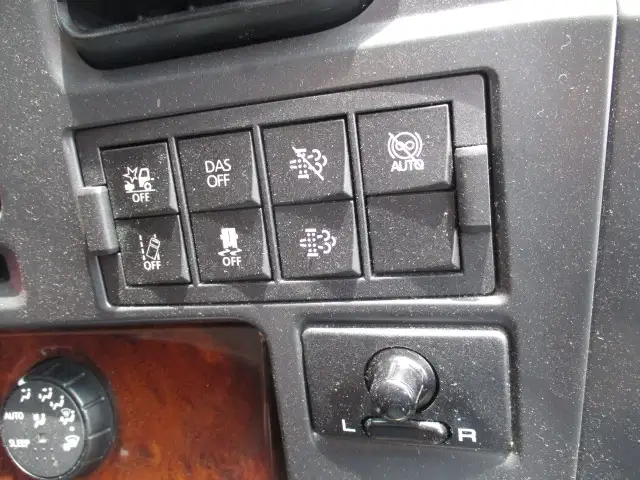 令和02年12月中古大型冷凍バン・ウィング日産UDクオンの画像37