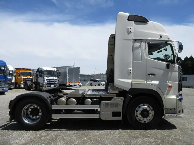 令和03年07月中古大型トラクタヘッド日野プロフィアの画像4