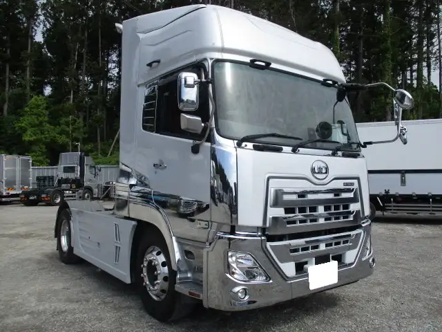 令和03年02月中古大型トラクタヘッド日産UDクオンの画像3