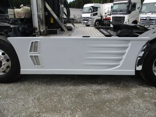 令和03年02月中古大型トラクタヘッド日産UDクオンの画像21