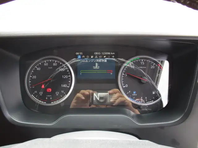 令和03年02月中古大型トラクタヘッド日産UDクオンの画像31