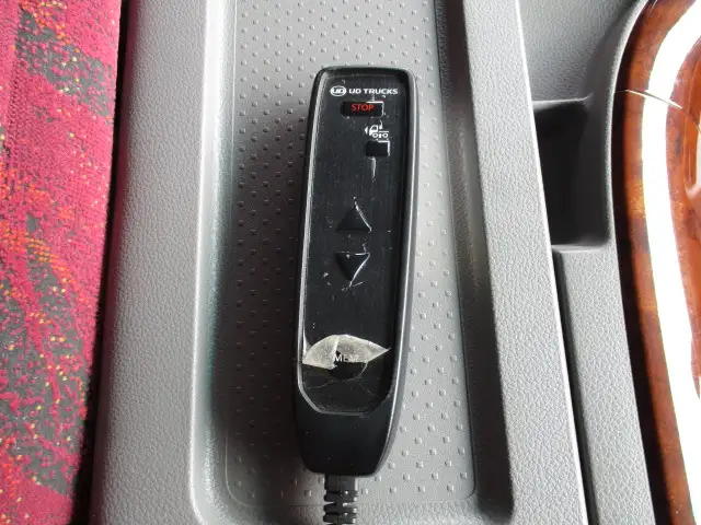 令和03年02月中古大型トラクタヘッド日産UDクオンの画像34