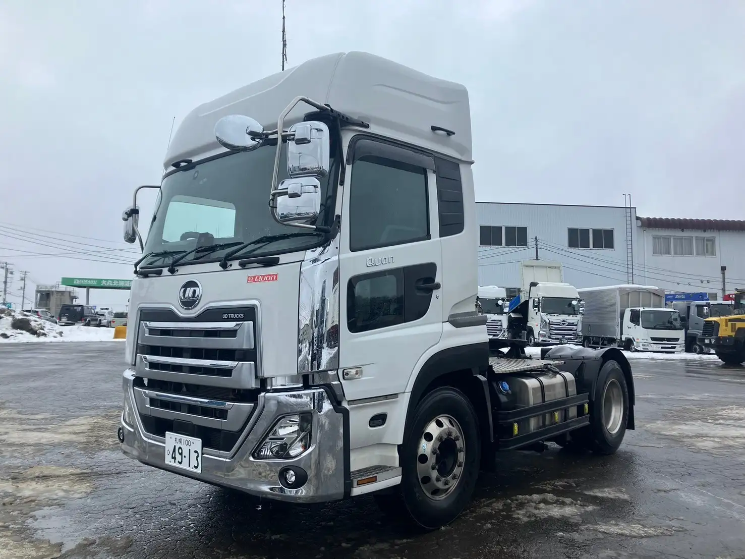 令和03年09月中古大型トラクタヘッド日産UDクオンの画像1