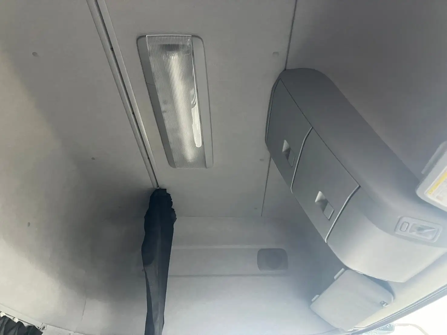 令和03年09月中古大型トラクタヘッド日産UDクオンの画像11