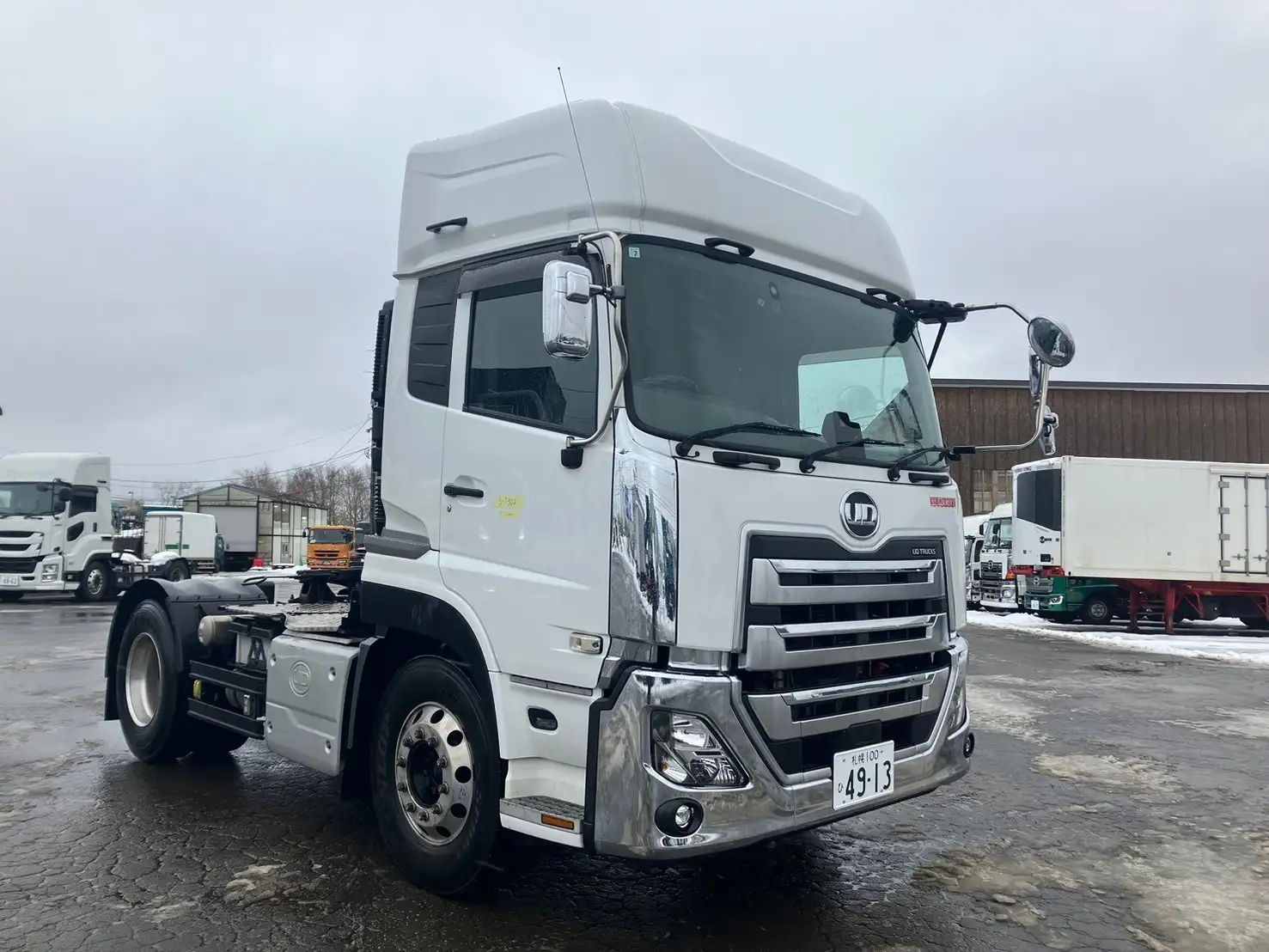 令和03年09月中古大型トラクタヘッド日産UDクオンの画像3