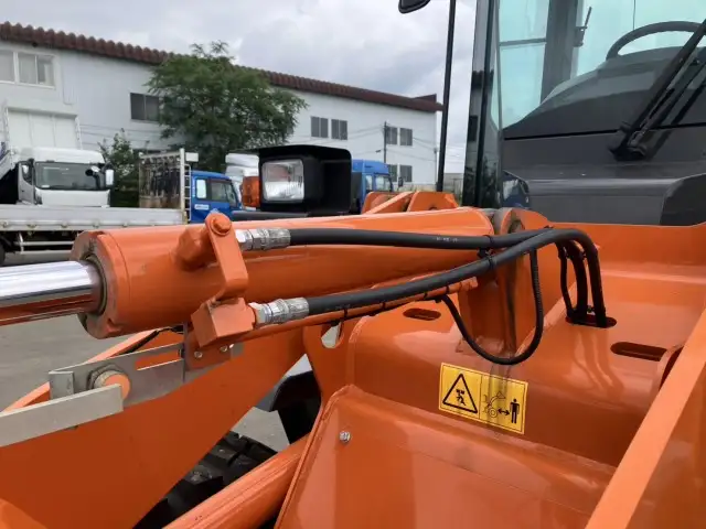 【車検:令和7年10月迄】令和5年 日立 ZW80 タイヤショベル アワー:1,166h 距離:788km 1,2㎥バケットの画像13