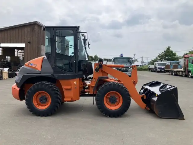 【車検:令和7年10月迄】令和5年 日立 ZW80 タイヤショベル アワー:1,166h 距離:788km 1,2㎥バケットの画像4