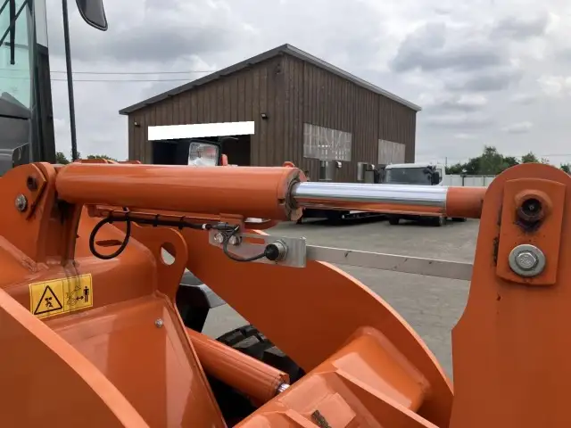 【車検:令和7年10月迄】令和5年 日立 ZW80 タイヤショベル アワー:1,166h 距離:788km 1,2㎥バケットの画像31