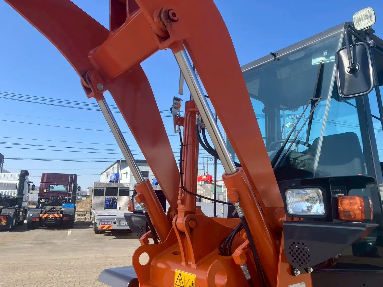 【車検:令和7年10月迄】令和5年 日立 ZW80 タイヤショベル アワー:321h 距離:370km 1,2㎥バケットの画像7