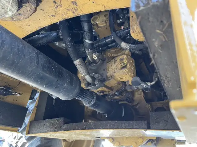 平成29年 CAT タイヤショベル 901C2 311h タイヤ:12.5/70-16の画像22