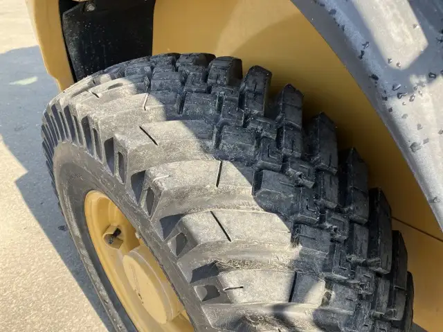 平成29年 CAT タイヤショベル 901C2 311h タイヤ:12.5/70-16の画像33