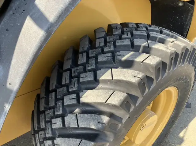 平成29年 CAT タイヤショベル 901C2 311h タイヤ:12.5/70-16の画像35
