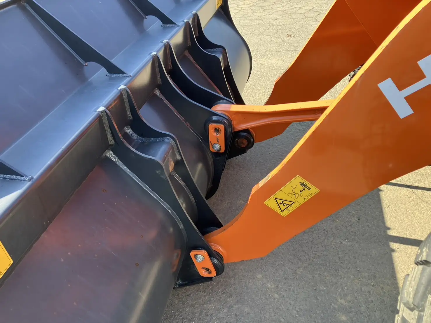 ☆車検付き(R7.12.6)☆ 令和3年 日立 ZW100-6 タイヤショベル 1439.4h 距離:7,149㎞ スパイクタイヤ バケツのみの画像11