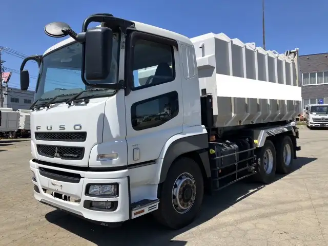 平成24年06月中古大型ミキサー車・高所作業車・その他特装車三菱ふそうスーパーグレートの画像1