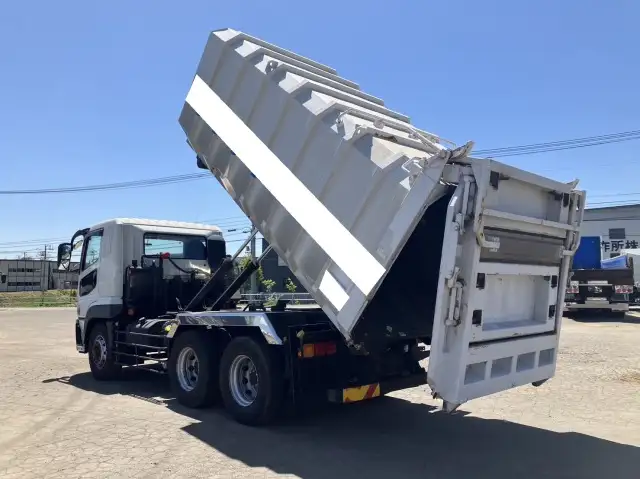 平成24年06月中古大型ミキサー車・高所作業車・その他特装車三菱ふそうスーパーグレートの画像13