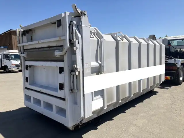 平成24年06月中古大型ミキサー車・高所作業車・その他特装車三菱ふそうスーパーグレートの画像20