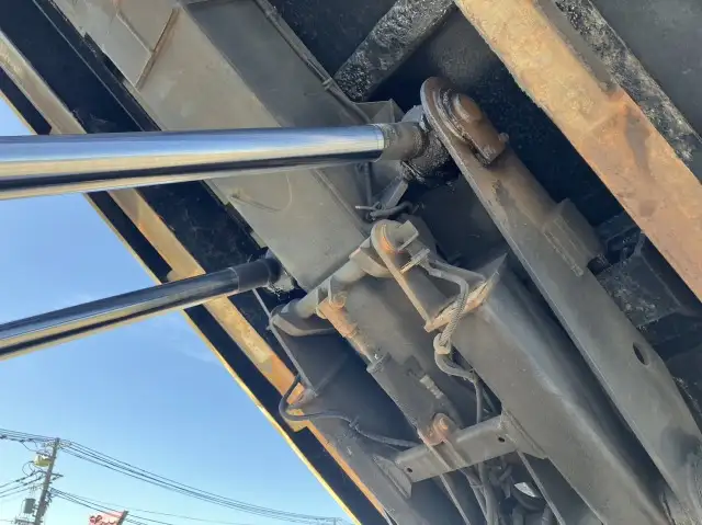 平成24年06月中古大型ミキサー車・高所作業車・その他特装車三菱ふそうスーパーグレートの画像27