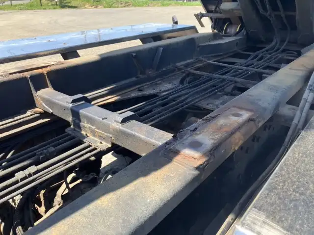 平成24年06月中古大型ミキサー車・高所作業車・その他特装車三菱ふそうスーパーグレートの画像38