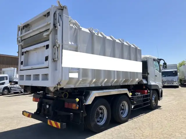 平成24年06月中古大型ミキサー車・高所作業車・その他特装車三菱ふそうスーパーグレートの画像5