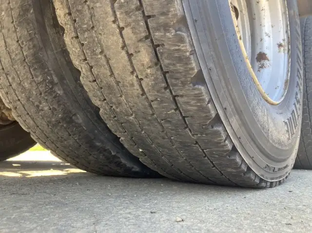 平成24年06月中古大型ミキサー車・高所作業車・その他特装車三菱ふそうスーパーグレートの画像44