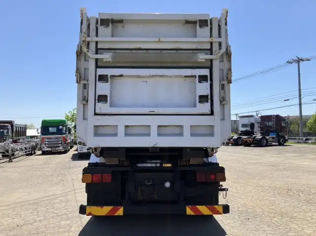 平成24年06月中古大型ミキサー車・高所作業車・その他特装車三菱ふそうスーパーグレートの画像6