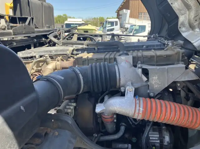 平成24年06月中古大型ミキサー車・高所作業車・その他特装車三菱ふそうスーパーグレートの画像58