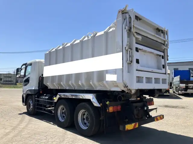 平成24年06月中古大型ミキサー車・高所作業車・その他特装車三菱ふそうスーパーグレートの画像7