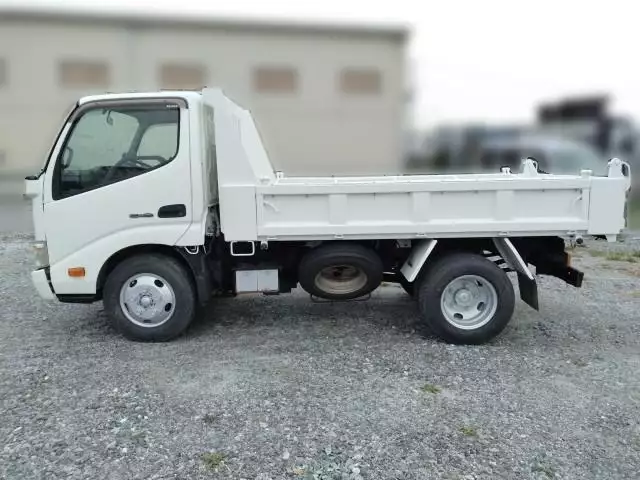 平成25年12月中古小型ダンプ日野デュトロの画像15