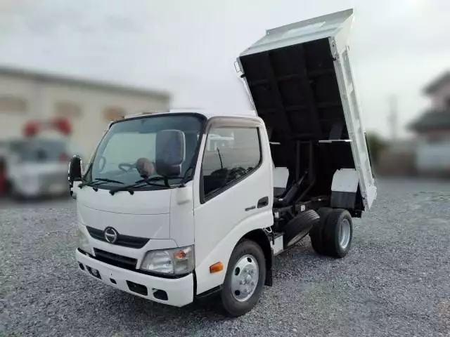平成25年12月中古小型ダンプ日野デュトロの画像3