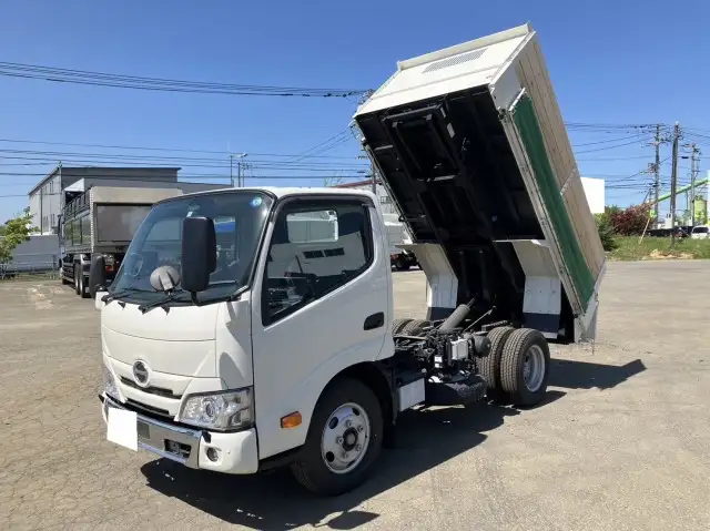 令和04年11月中古小型ダンプ日野デュトロの画像9