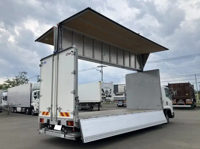 令和02年10月中古中型アルミバン・ウィングいすゞフォワードの画像11