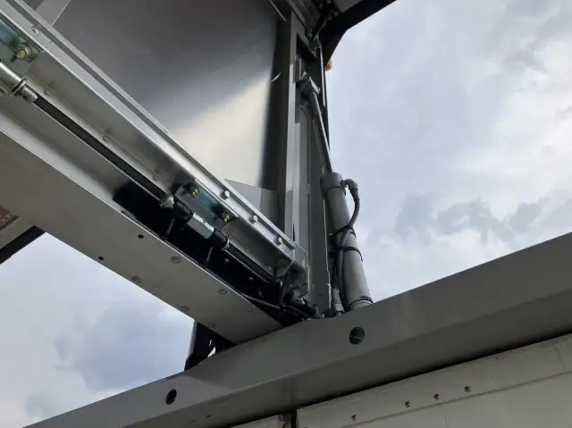 令和02年10月中古中型アルミバン・ウィングいすゞフォワードの画像14