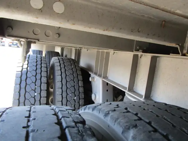 車検：令和8年6月24まで　令和6年　トレクス　13M3軸冷凍バントレーラー　リフトアクスル　積載：25,900kg　第五輪：10,340㎏以上の画像18