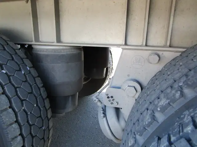 車検：令和8年6月24まで　令和6年　トレクス　13M3軸冷凍バントレーラー　リフトアクスル　積載：25,900kg　第五輪：10,340㎏以上の画像20