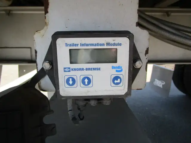 車検:令和8年6月24まで 令和6年 トレクス 13M3軸冷凍バントレーラー リフトアクスル 積載:25,900kg 第五輪:10,340㎏以上の画像25