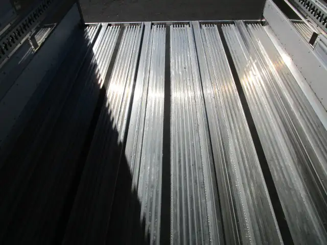 車検：令和8年6月24まで　令和6年　トレクス　13M3軸冷凍バントレーラー　リフトアクスル　積載：25,900kg　第五輪：10,340㎏以上の画像30