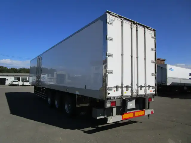 車検:令和8年6月24まで 令和6年 トレクス 13M3軸冷凍バントレーラー リフトアクスル 積載:25,900kg 第五輪:10,340㎏以上の画像7