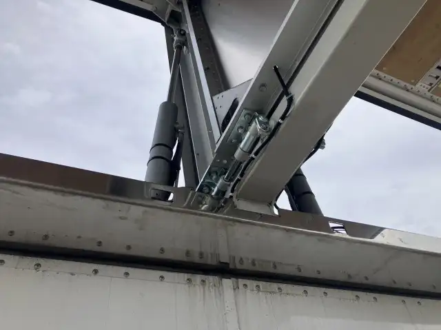 令和02年09月中古大型アルミバン・ウィング日産UDクオンの画像17