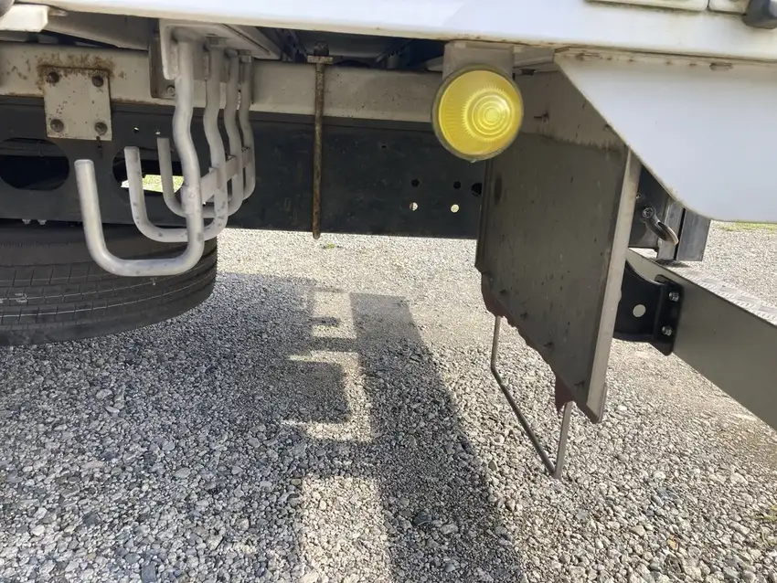 平成21年09月中古増トンアルミバン・ウィングいすゞフォワードの画像35