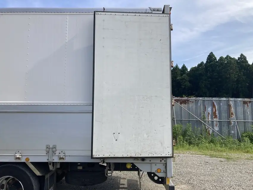 平成21年09月中古増トンアルミバン・ウィングいすゞフォワードの画像7
