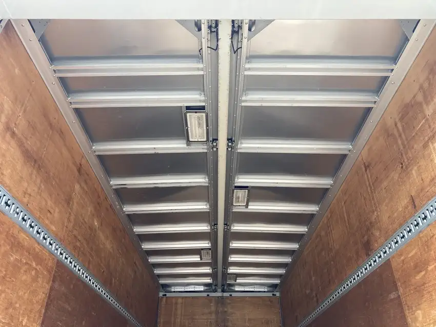 平成21年09月中古増トンアルミバン・ウィングいすゞフォワードの画像9