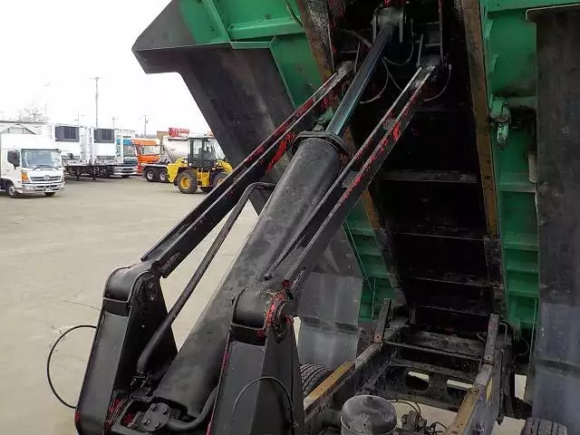 平成13年03月中古大型日野日野の画像18